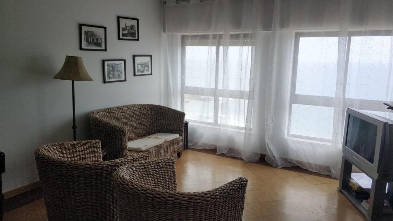 Lila Ocean View Apartment ポンタ・デルガダ エクステリア 写真