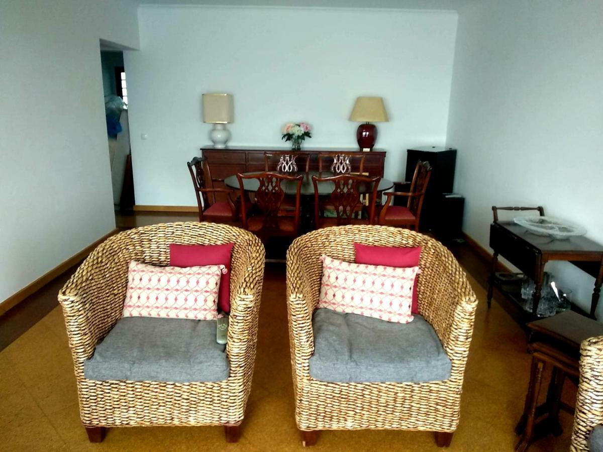 Lila Ocean View Apartment ポンタ・デルガダ エクステリア 写真